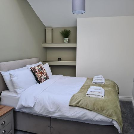 Modern River View Mytholmroyd Apartment Екстер'єр фото